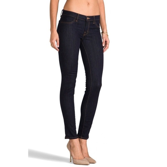 J BRAND Low-Rise Skinny Jeans in Starless